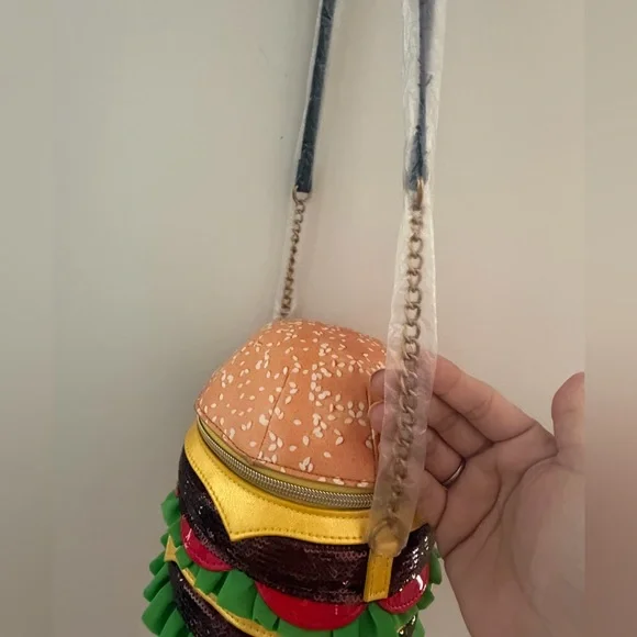 NWOT Betsey Johnson Kitsch Nice Buns Cheeseburger Crossbody - Picture 7 of 14